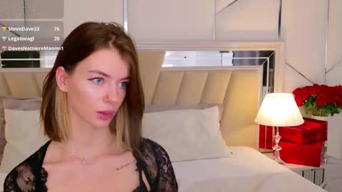 Megan online show from December 5, 5:53 pm