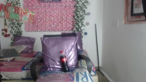 megannixx online show from January 1, 7:20 am