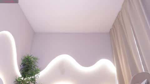 Snapshot of meganpeach_ chatting on November 20, 1:00 pm meganpeach_ online show from November 20, 1:00 pm