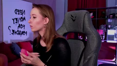 megan online show from July 3, 6:03 pm