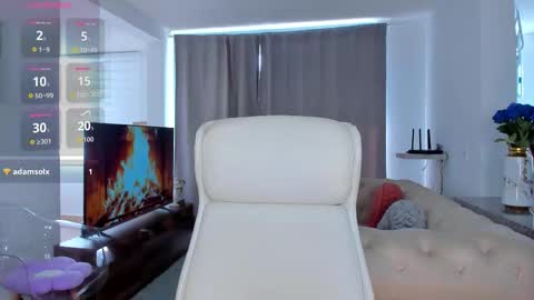 Snapshot of meganscottx chatting on November 21, 8:18 pm Megan online show from November 21, 8:18 pm