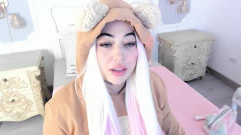 Megan online show from October 18, 11:44 am