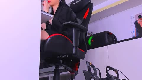 Megan online show from September 20, 4:30 pm