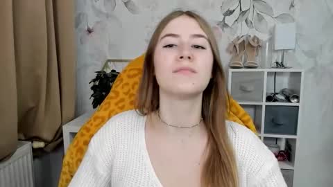 Megan online show from November 18, 2:43 pm