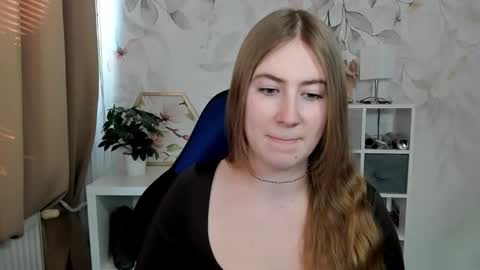 Megan online show from April 20, 2:53 pm