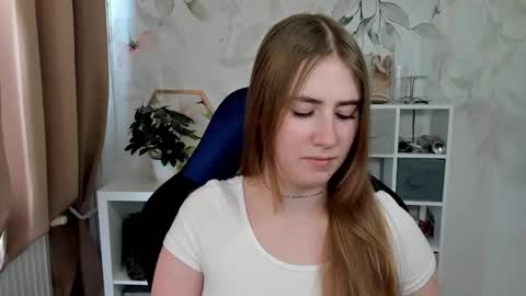 Megan online show from May 14, 3:19 pm