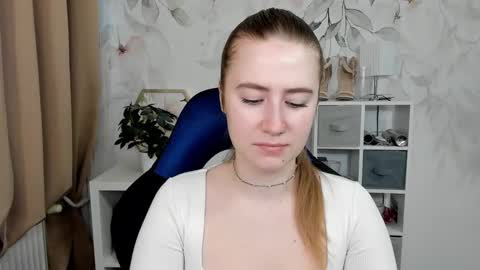 Megan online show from May 15, 5:36 am