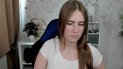 Megan online show from June 25, 12:31 pm