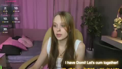 megg_ryan online show from July 19, 9:24 am