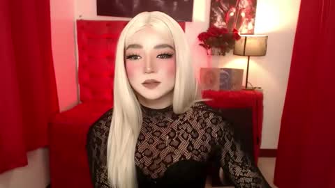 Snapshot of megganjenner chatting on October 11, 5:11 pm meggan . maria shantal online show from October 11, 5:11 pm