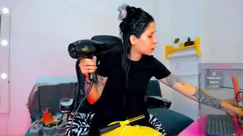 Snapshot of megganjobs chatting on March 17, 10:18 am Juli online show from March 17, 10:18 am