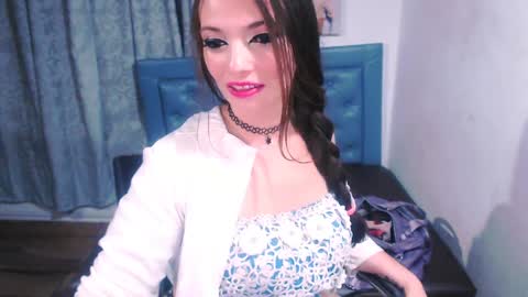 Snapshot of meghan_cherrys chatting on May 21, 4:19 am meghan online show from May 21, 4:19 am