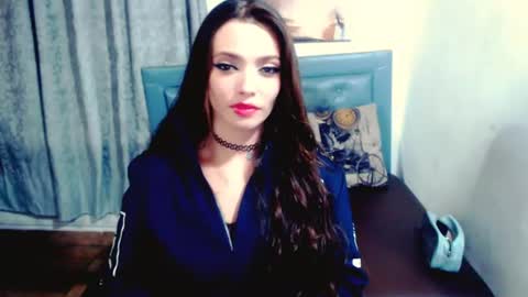 Snapshot of meghan_cherrys chatting on June 11, 2:44 am meghan online show from June 11, 2:44 am