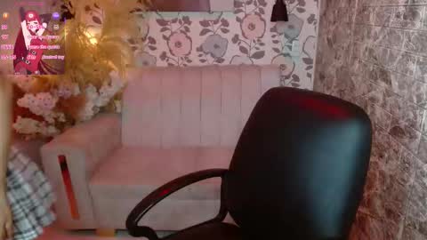 Snapshot of meghan_nill chatting on March 5, 3:13 am Meghan online show from March 5, 3:13 am