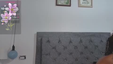 Meghan  online show from January 13, 9:09 pm