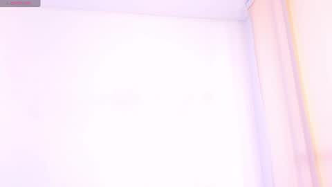 Snapshot of meghanallen_ chatting on June 12, 9:46 pm meghanallen_ online show from June 12, 9:46 pm