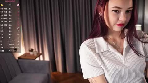 Snapshot of meghancrouse chatting on November 26, 1:28 am Jessica online show from November 26, 1:28 am