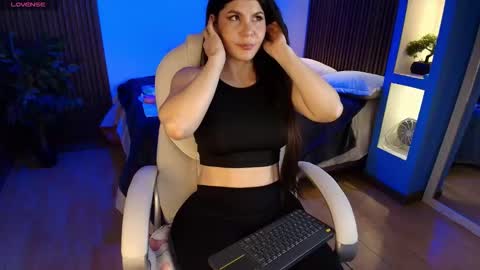Megan online show from September 18, 3:52 am
