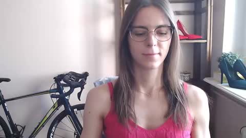 Snapshot of megi_erotic chatting on March 7, 7:27 am Megi online show from March 7, 7:27 am