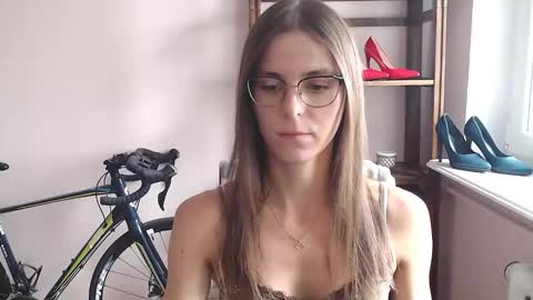 Snapshot of megi_erotic chatting on April 3, 1:20 pm Megi online show from April 3, 1:20 pm