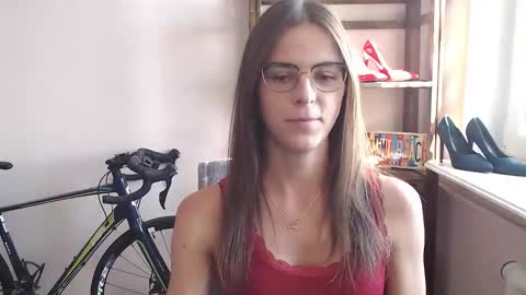 Snapshot of megi_erotic chatting on April 9, 1:16 pm Megi online show from April 9, 1:16 pm