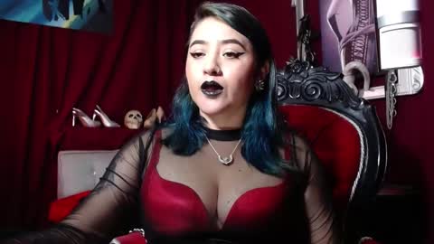 Snapshot of megoddessara chatting on March 5, 10:54 pm Goddess Sara online show from March 5, 10:54 pm