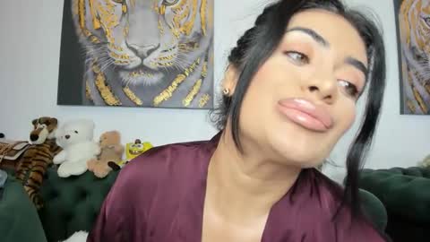 Snapshot of megpalmer chatting on March 18, 7:28 pm megpalmer online show from March 18, 7:28 pm