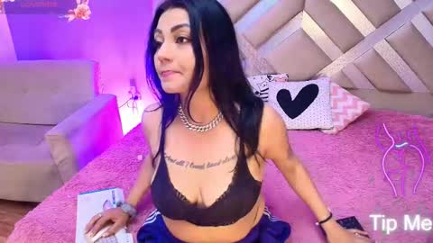 Snapshot of mei_kora chatting on November 22, 3:38 am Mel online show from November 22, 3:38 am