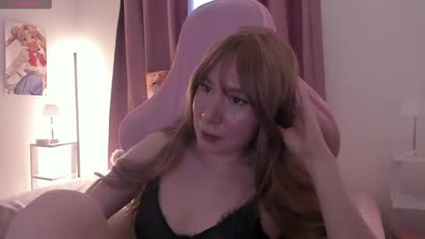 Snapshot of meikitty chatting on April 27, 10:08 pm Mei online show from April 27, 10:08 pm