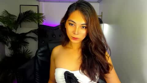 meiluxe online show from May 16, 10:36 am