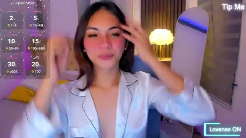 meiluxe online show from July 6, 5:04 pm