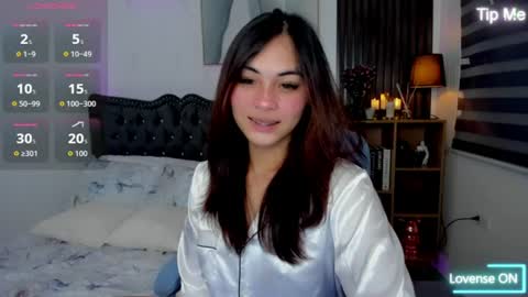 meiluxe online show from July 17, 10:55 am