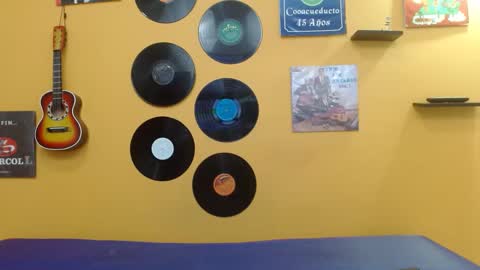 MEIS online show from September 17, 2:57 am