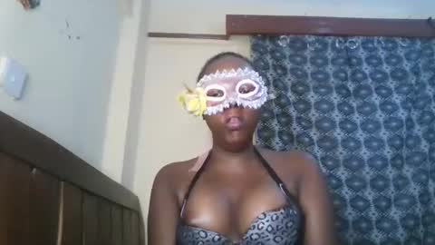 Snapshot of mel_humpjuice chatting on December 13, 10:45 pm mel online show from December 13, 10:45 pm