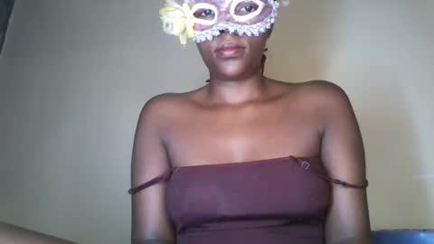 Snapshot of mel_humpjuice chatting on March 7, 1:20 am mel online show from March 7, 1:20 am
