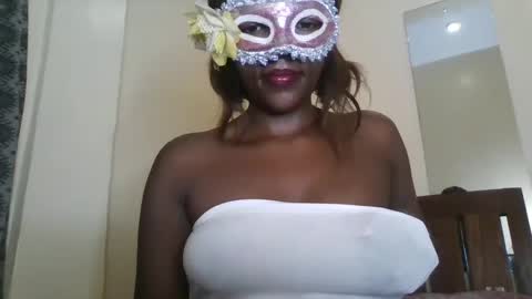 Snapshot of mel_humpjuice chatting on March 10, 10:02 pm mel online show from March 10, 10:02 pm