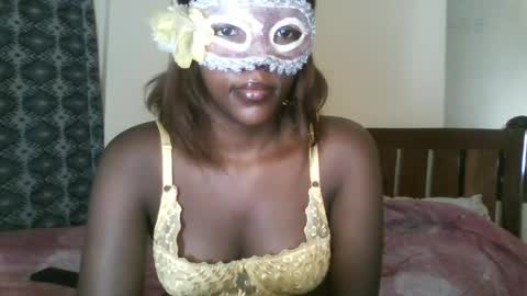 Snapshot of mel_humpjuice chatting on March 12, 1:14 am mel online show from March 12, 1:14 am