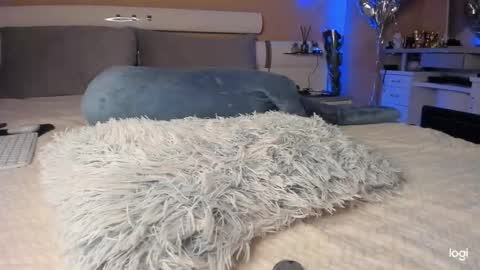  Start every day 2000 - 700 online show from October 16, 5:14 pm