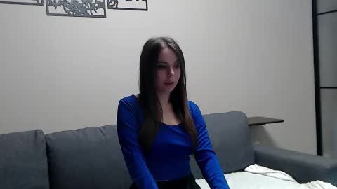 Snapshot of meladams chatting on December 8, 10:03 pm meladams online show from December 8, 10:03 pm