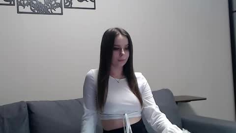 Snapshot of meladams chatting on March 1, 8:21 pm meladams online show from March 1, 8:21 pm