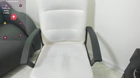melan_owen online show from December 7, 10:56 am