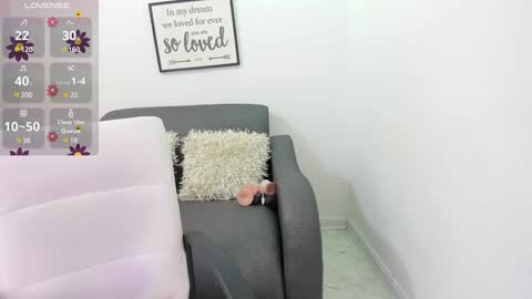 melan_owen online show from December 13, 11:02 am