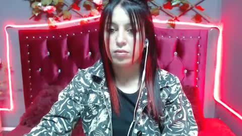 Snapshot of melani_cute01 chatting on February 8, 8:53 pm melani_cute01 online show from February 8, 8:53 pm