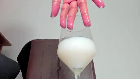 Snapshot of melania_browis chatting on October 5, 4:05 pm Melania online show from October 5, 4:05 pm