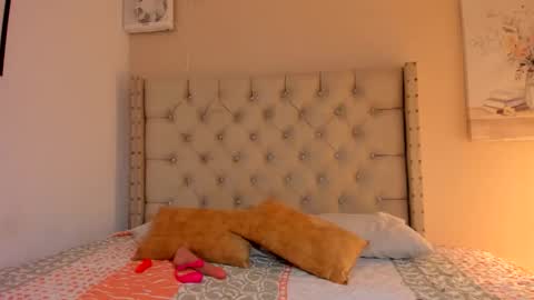 melania_xtreme online show from December 21, 1:57 am