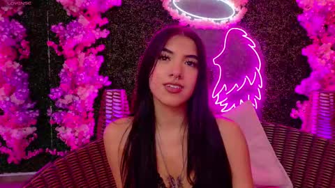 Melanie online show from September 26, 3:10 am