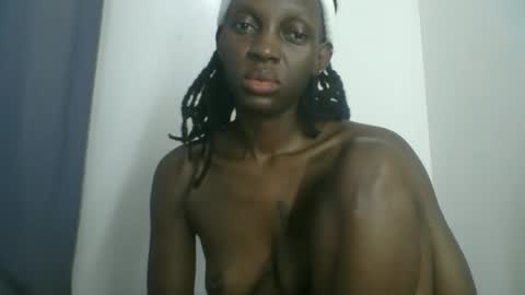 milly online show from October 10, 11:15 pm