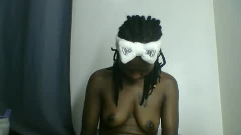 milly online show from October 22, 7:46 pm