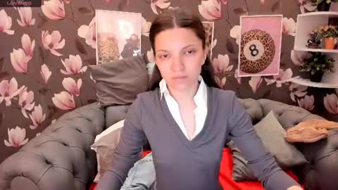 Melanie online show from June 26, 8:19 am