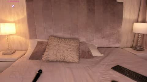 Snapshot of melanie_hillz chatting on April 11, 8:13 pm Melanie online show from April 11, 8:13 pm
